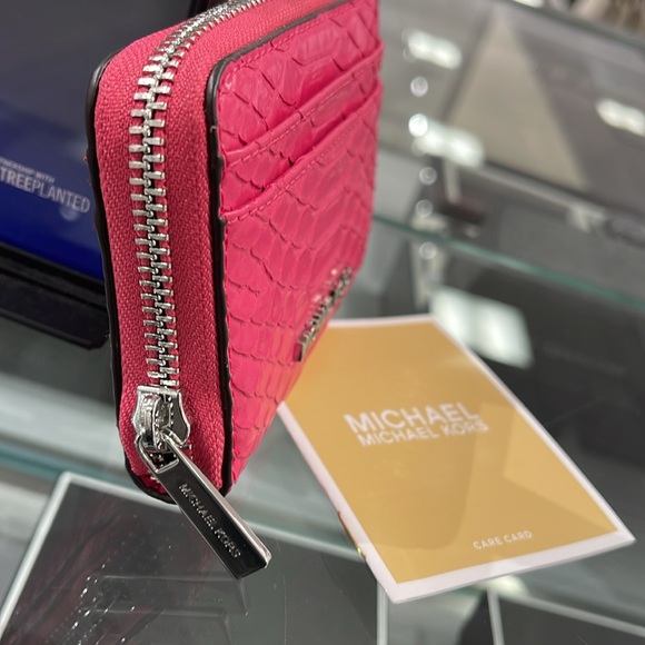 Michael Kors Women Medium Zip Around Card Case Coin Pouch Wallet Electric Pink - Picture 9 of 16